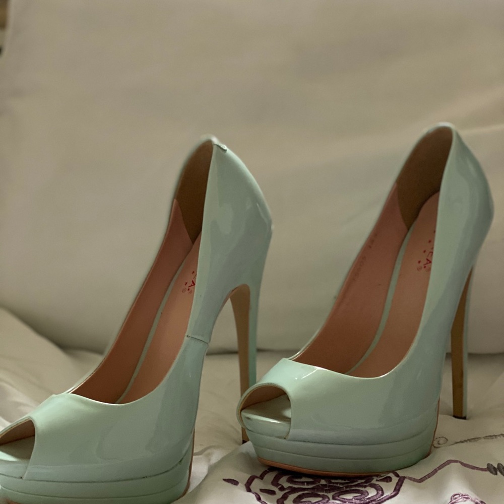 Amazing Heels